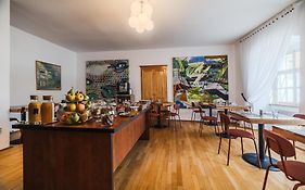 Filek House